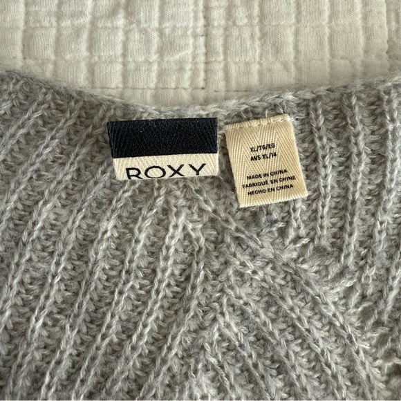 Roxy Bell Sleeve Gray Knit Sweater XL - Picture 4 of 4